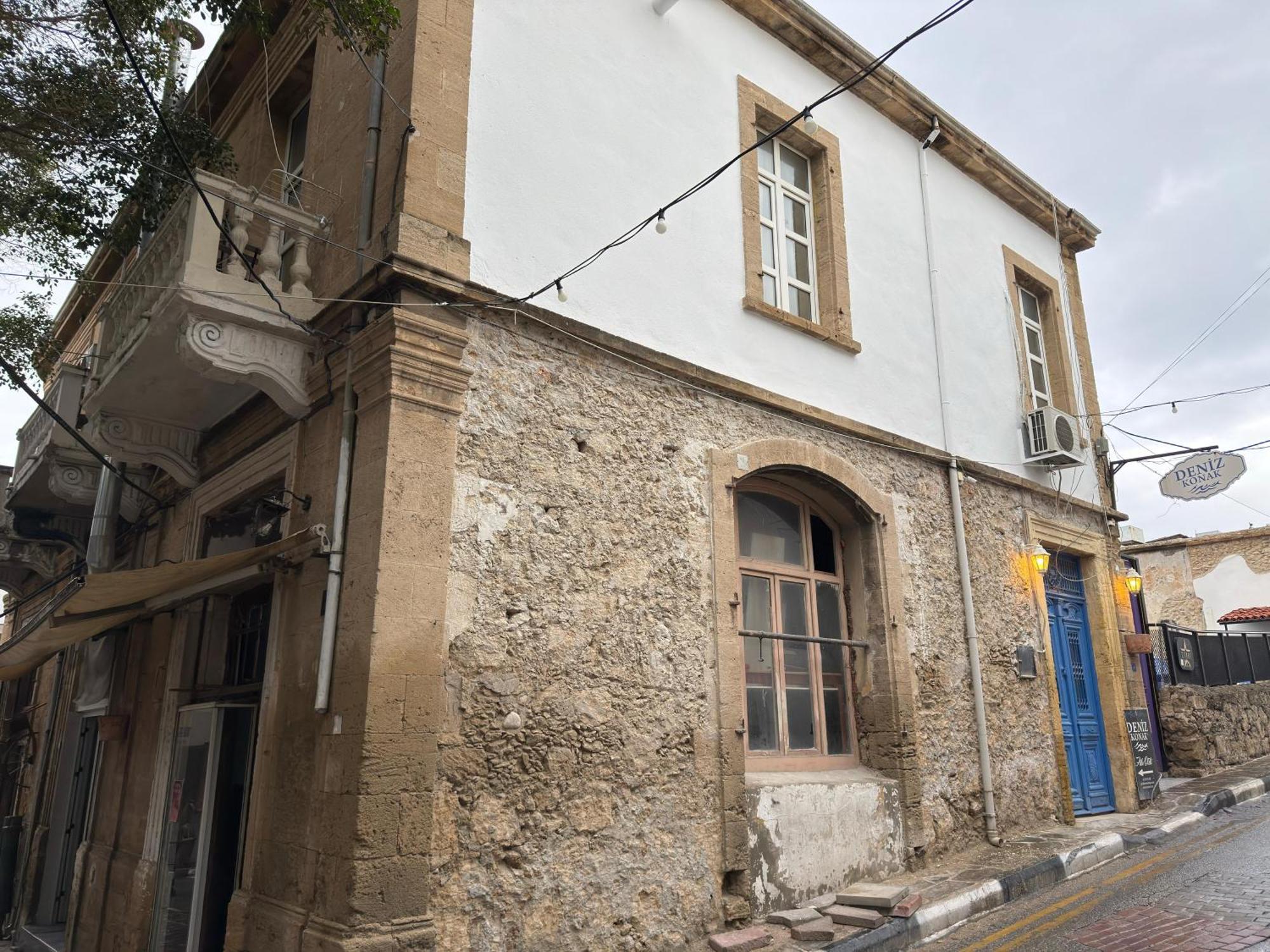 Deniz Konak Boutique Hotel Kyrenia  Exteriör bild