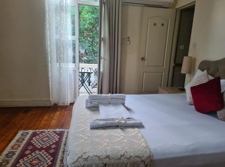 Deniz Konak Boutique Hotel Kyrenia  Exteriör bild