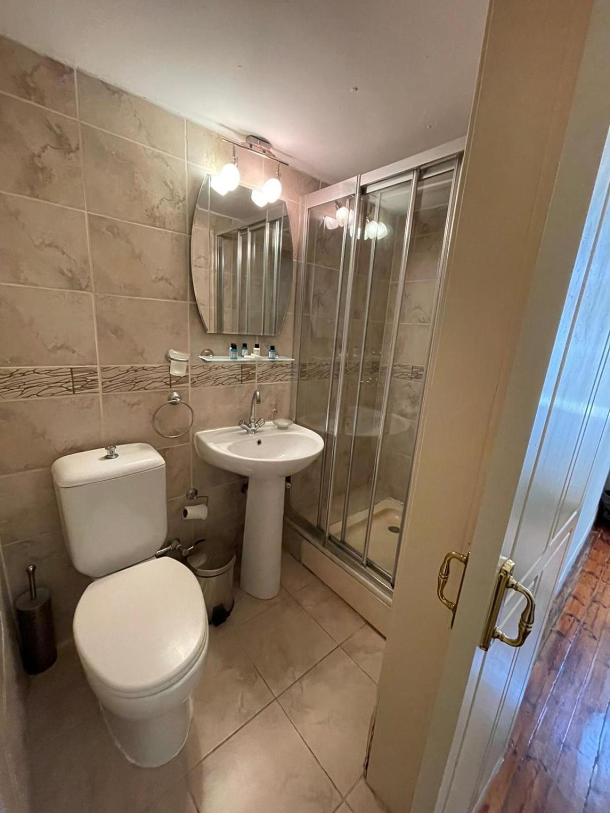Deniz Konak Boutique Hotel Kyrenia  Exteriör bild